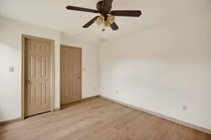 721 Comanche Cove Dr, Granbury, TX 76048 - Photo 23