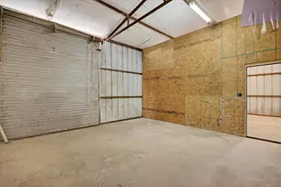 721 Comanche Cove Dr, Granbury, TX 76048 - Photo 25