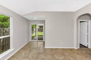 2201 Sweetwood Dr, Fort Worth, TX 76131 - Photo 9