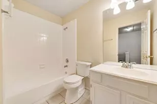 220 High Pointe Ln, Cedar Hill, TX 75104 - Photo 13