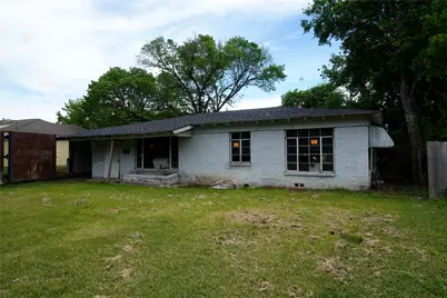 6614 Bridges Avenue, Richland Hills, TX 76118 - Photo 5