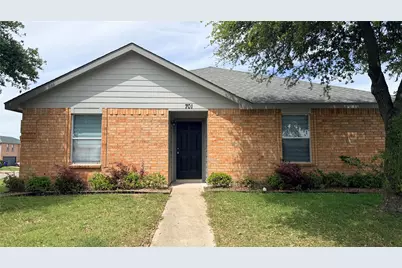 701 E Kirnwood Drive, Dallas, TX 75241 - Photo 1