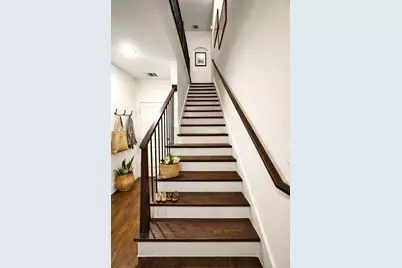 8117 Ardmore Court, Dallas, TX 75231 - Photo 7