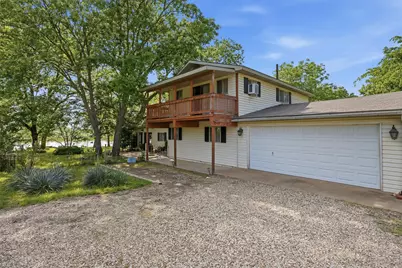 5106 Gibson Court, Granbury, TX 76049 - Photo 3