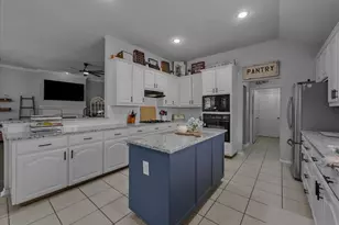 2514 Mustang Dr, Arlington, TX 76001 - Photo 15