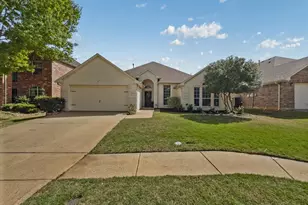 2514 Mustang Dr, Arlington, TX 76001 - Photo 1