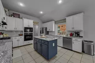 2514 Mustang Dr, Arlington, TX 76001 - Photo 11