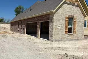 1002 Perrin Ln, Van Alstyne, TX 75495 - Photo 3