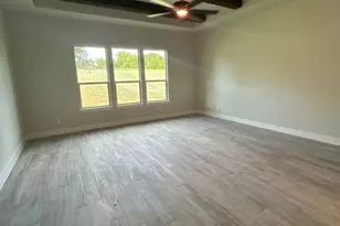 1002 Perrin Ln, Van Alstyne, TX 75495 - Photo 5