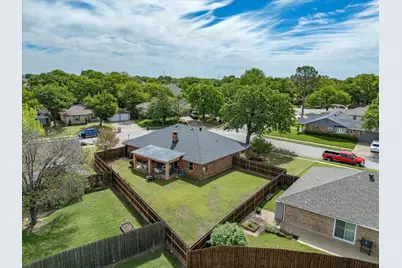 2801 Meadow Creek, Bedford, TX 76021 - Photo 27
