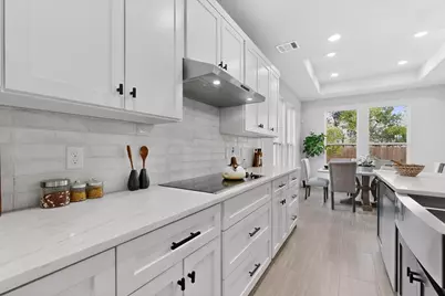 6810 Windward View Drive, Rowlett, TX 75088 - Photo 5