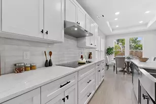 6810 Windward View Dr, Rowlett, TX 75088 - Photo 5