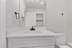 6810 Windward View Dr, Rowlett, TX 75088 - Photo 19