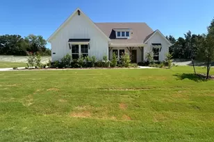 1004 Perrin Ln, Van Alstyne, TX 75495 - Photo 1