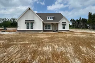1004 Perrin Ln, Van Alstyne, TX 75495 - Photo 1