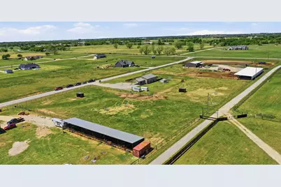 335 Meadow Bend Circle, Stephenville, TX 76401 - Photo 33