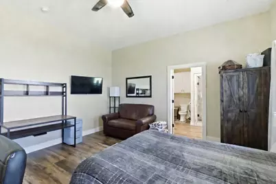 335 Meadow Bend Circle, Stephenville, TX 76401 - Photo 7