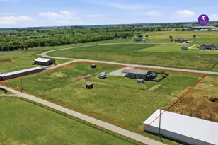 335 Mdw Bnd Cir, Stephenville, TX 76401 - Photo 3