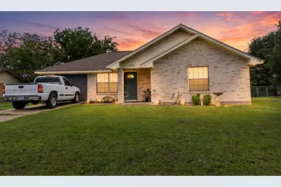 1004 Clover Street, Bellmead, TX 76705 - Photo 1