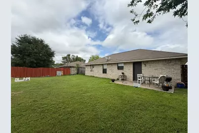 1004 Clover Street, Bellmead, TX 76705 - Photo 25