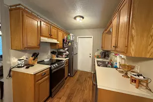 1004 Clover St, Bellmead, TX 76705 - Photo 9