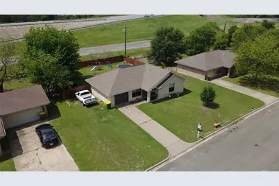 1004 Clover Street, Bellmead, TX 76705 - Photo 19