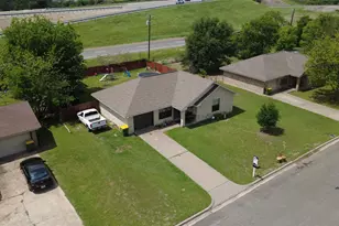 1004 Clover St, Bellmead, TX 76705 - Photo 19