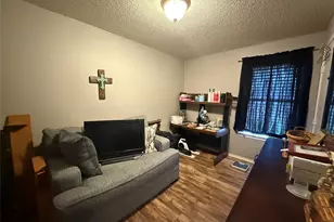 1004 Clover St, Bellmead, TX 76705 - Photo 13