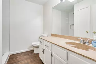 232 S Pipeline Rd W, Euless, TX 76040 - Photo 11