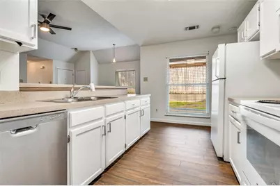 232 S Pipeline Road W #234, Euless, TX 76040 - Photo 5