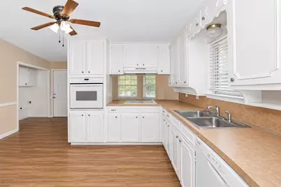 5513 Scott Drive, North Richland Hills, TX 76180 - Photo 11