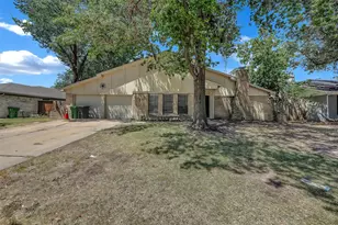 5513 Scott Dr, North Richland Hills, TX 76180 - Photo 1