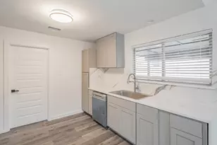 8409 Glenann Dr, North Richland Hills, TX 76182 - Photo 13