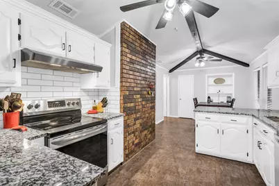 3918 Tracey Trail, Rowlett, TX 75088 - Photo 7