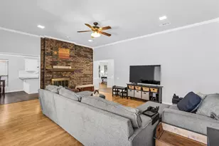 3918 Tracey Trail, Rowlett, TX 75088 - Photo 5