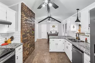 3918 Tracey Trail, Rowlett, TX 75088 - Photo 11