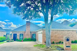 16022 Chalfont Cir, Dallas, TX 75248 - Photo 1