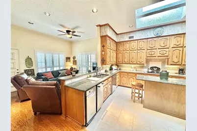 16022 Chalfont Circle, Dallas, TX 75248 - Photo 17