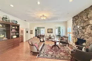 16022 Chalfont Cir, Dallas, TX 75248 - Photo 9