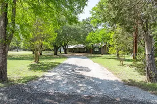 2731 Garrett Ln, China Spring, TX 76633 - Photo 3