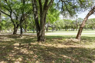 2731 Garrett Ln, China Spring, TX 76633 - Photo 13