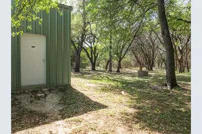 2731 Garrett Lane, China Spring, TX 76633 - Photo 11