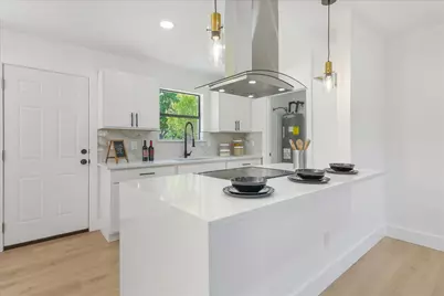 4728 Meadow Trail Drive, Dallas, TX 75236 - Photo 7