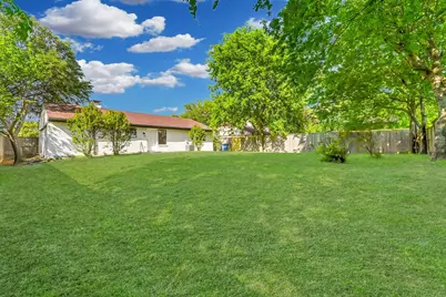 4728 Meadow Trail Drive, Dallas, TX 75236 - Photo 19