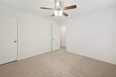 5569 Willamette Drive, Fort Worth, TX 76119 - Photo 19