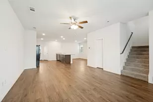 5569 Willamette Dr, Fort Worth, TX 76119 - Photo 9