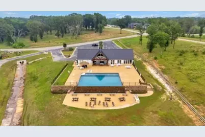 1579 Shoreline Drive, Mabank, TX 75147 - Photo 9