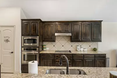 1688 Pecos Court, Burleson, TX 76028 - Photo 19