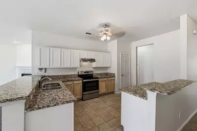 2821 Hilcroft Avenue, Denton, TX 76210 - Photo 19