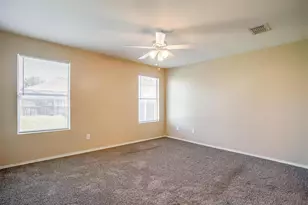 1108 Cottonwood Dr, Crowley, TX 76036 - Photo 9